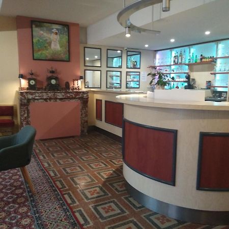 Hotel Le Normandy Beaumont-de-Lomagne ภายนอก รูปภาพ