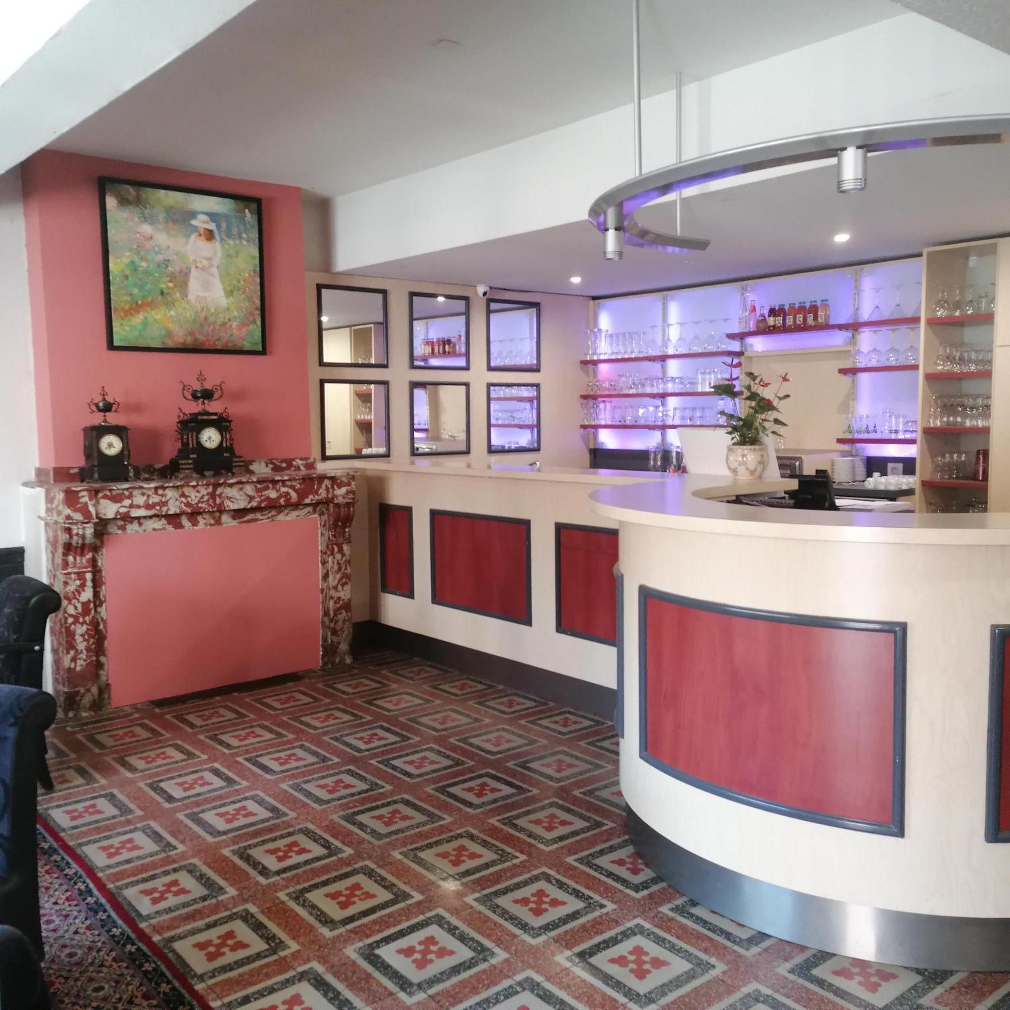 Hotel Le Normandy Beaumont-de-Lomagne ภายนอก รูปภาพ