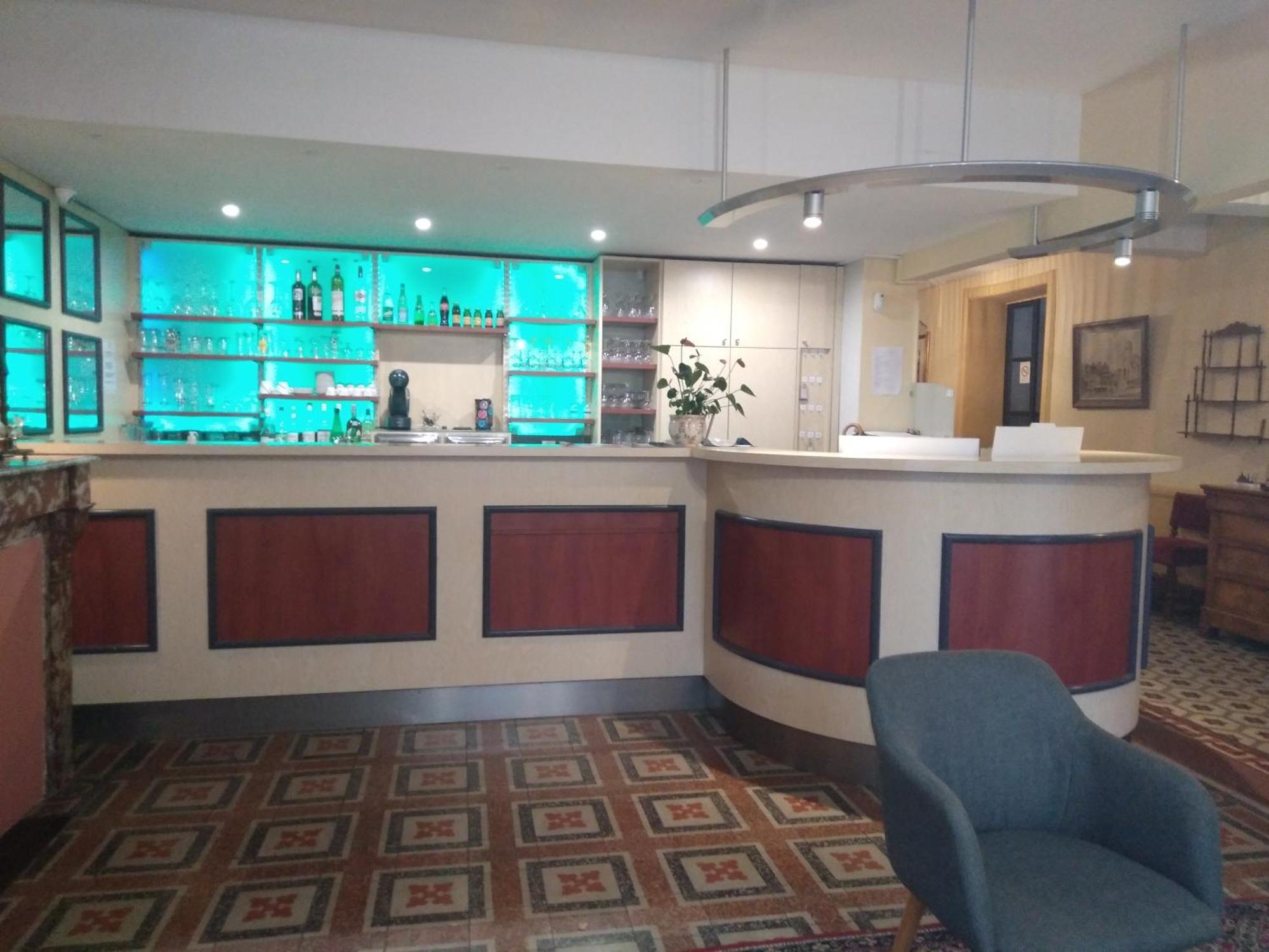 Hotel Le Normandy Beaumont-de-Lomagne ภายนอก รูปภาพ